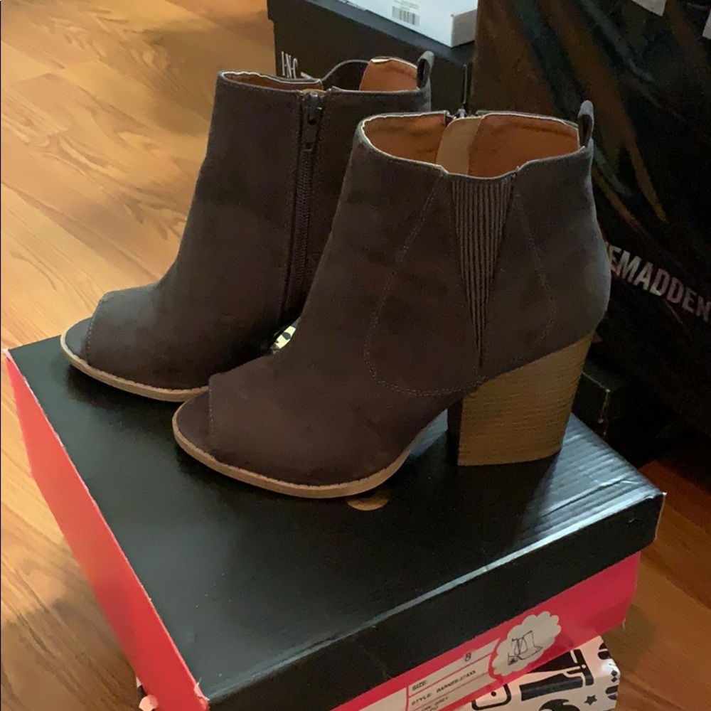 Peep toe ankle boots